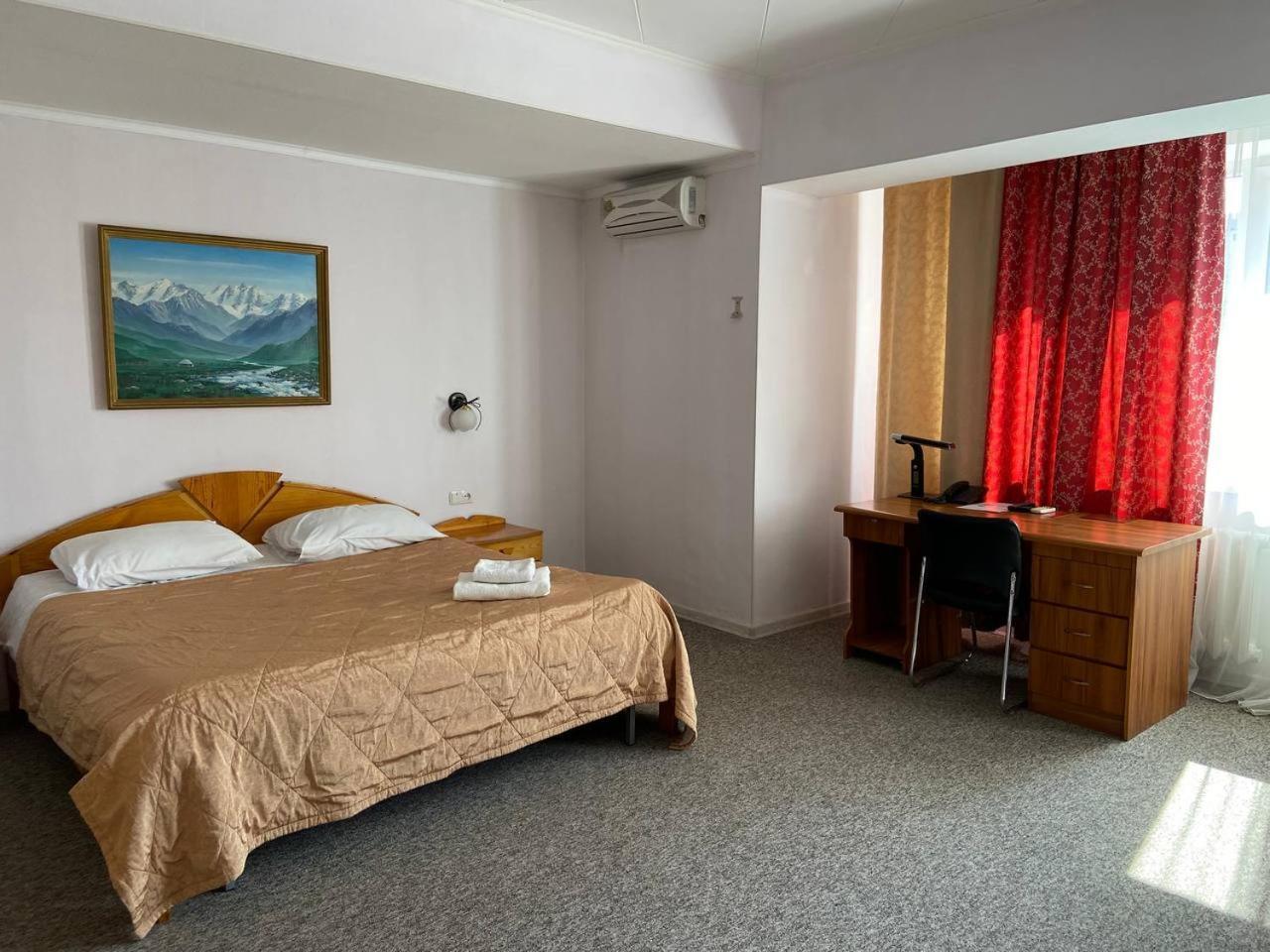 Silk Road Lodge Biszkek Zewnętrze zdjęcie